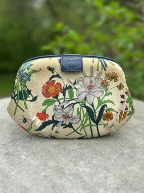 Handbag, Gucci Vintage Flora Clutch